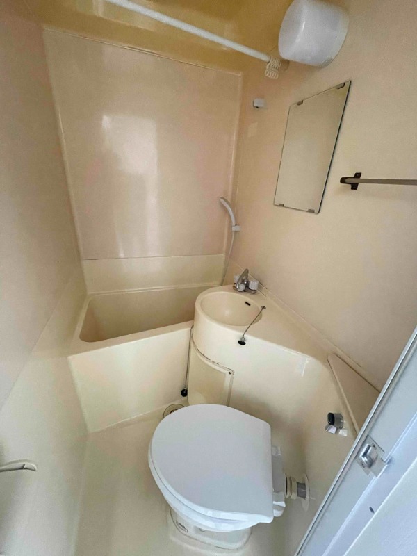 ��ʌ��x�m���s�ߐ����Q���ڂ̃A�p�[�g�̐��ʏ�