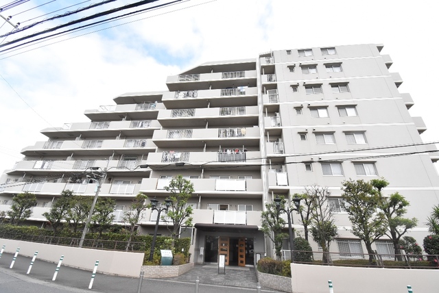 ��ʌ��������܎s�k����i���Q���ڂ̃}���V�����̌����O��