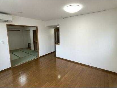 ��ʌ��������܎s��{��g�~���S���ڂ̃}���V�����̋��ԁE���r���O