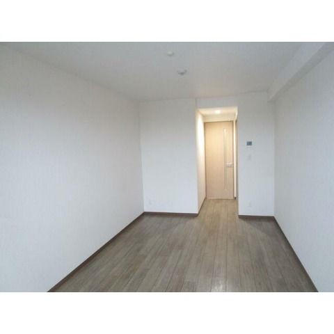 ��ʌ�����s�˒˓�P���ڂ̃}���V�����̋��ԁE���r���O