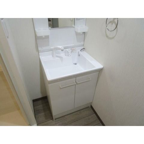 ��ʌ�����s�˒˓�P���ڂ̃}���V�����̐��ʏ�