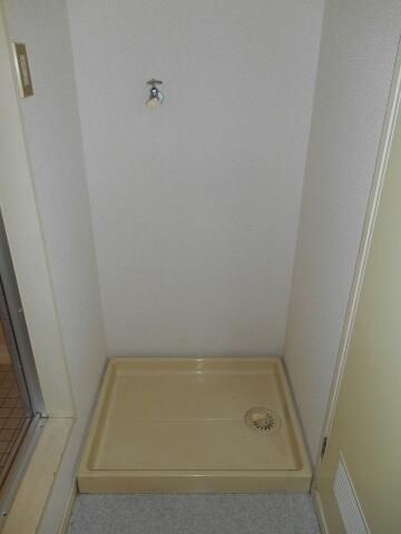 ��ʌ�����s�厚���s�̍��݂̃A�p�[�g�̂��̑��ݔ�