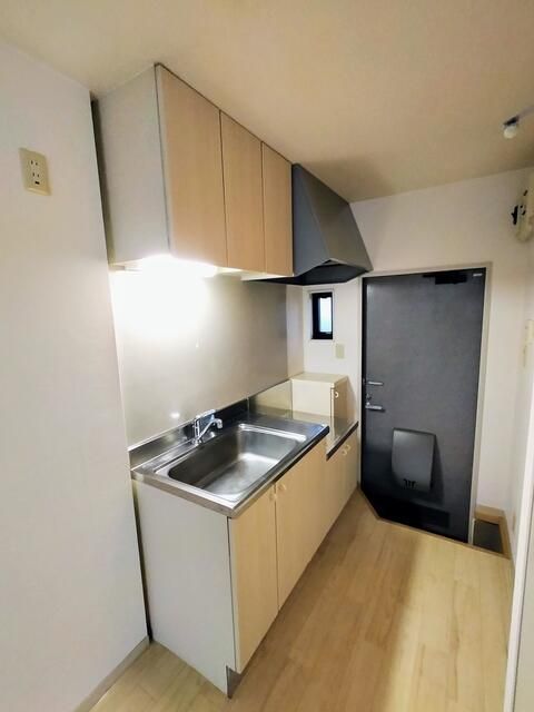 ��ʌ��������܎s��{��㏬���̃A�p�[�g�̃L�b�`��