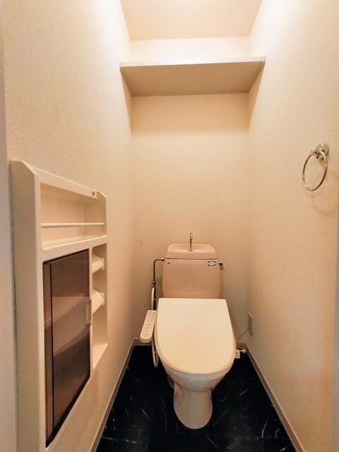 ��ʌ��������܎s��{��㏬���̃A�p�[�g�̃g�C��