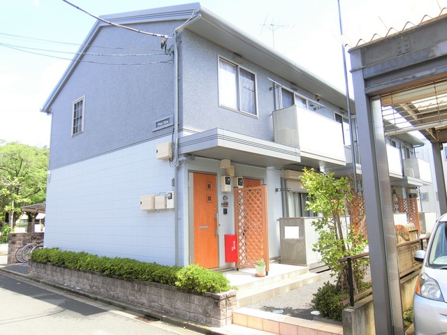 ��ʌ��������܎s�΋揼�؂R���ڂ̃A�p�[�g�̃G���g�����X