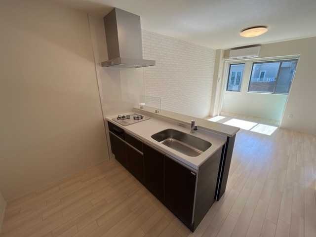 ��ʌ��������܎s����厚���L�̃A�p�[�g�̃L�b�`��