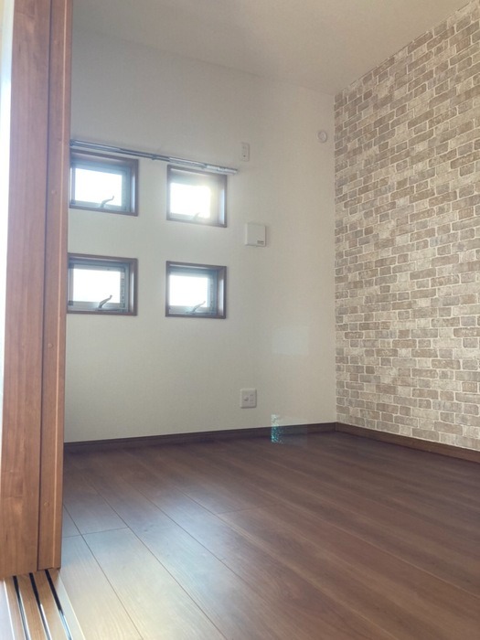 ��ʌ��������܎s������厚��J�̃A�p�[�g�̋��ԁE���r���O