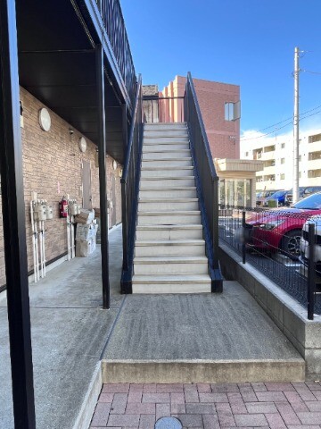 ��ʌ�����s�厚���s�̃A�p�[�g�̃G���g�����X