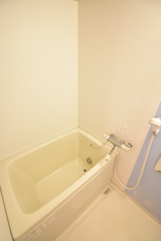 ��ʌ�����s�˒˂Q���ڂ̃}���V�����̃o�X