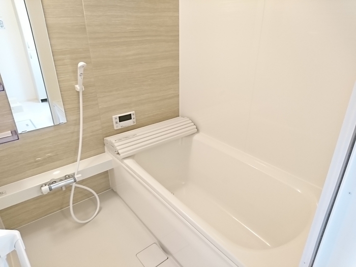 ��ʌ��z�J�s���C�N�^�E���X���ڂ̃A�p�[�g�̃o�X