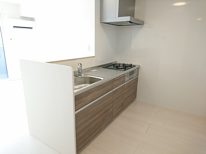 ��ʌ��z�J�s���C�N�^�E���X���ڂ̃A�p�[�g�̃L�b�`��