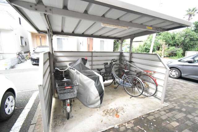 ��ʌ�����s�厚�ؑ]�C�̃A�p�[�g�̂��̑�