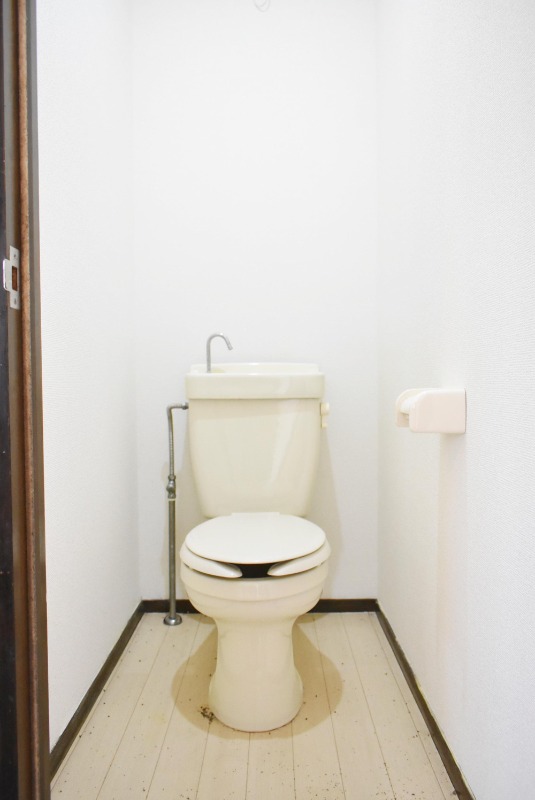 ��ʌ������s�����T���ڂ̃A�p�[�g�̃g�C��