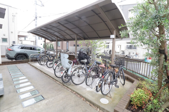 ��ʌ��z�J�s���C�N�^�E���T���ڂ̃A�p�[�g�̂��̑�