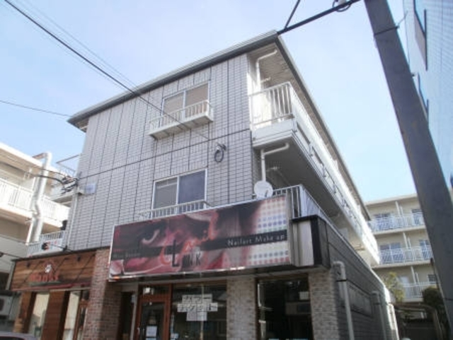 ��ʌ��������܎s�k����i���Q����815-1�̃}���V�����̌����O��