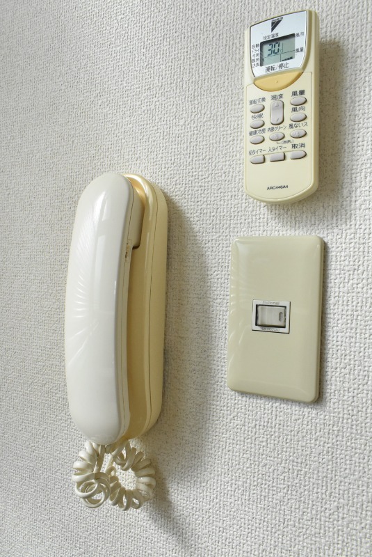 ��ʌ��V���s�r�c�T���ڂ̃A�p�[�g�̂��̑��ݔ�