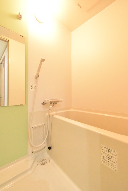 ��ʌ��������܎s�΋�厚���̃A�p�[�g�̃o�X