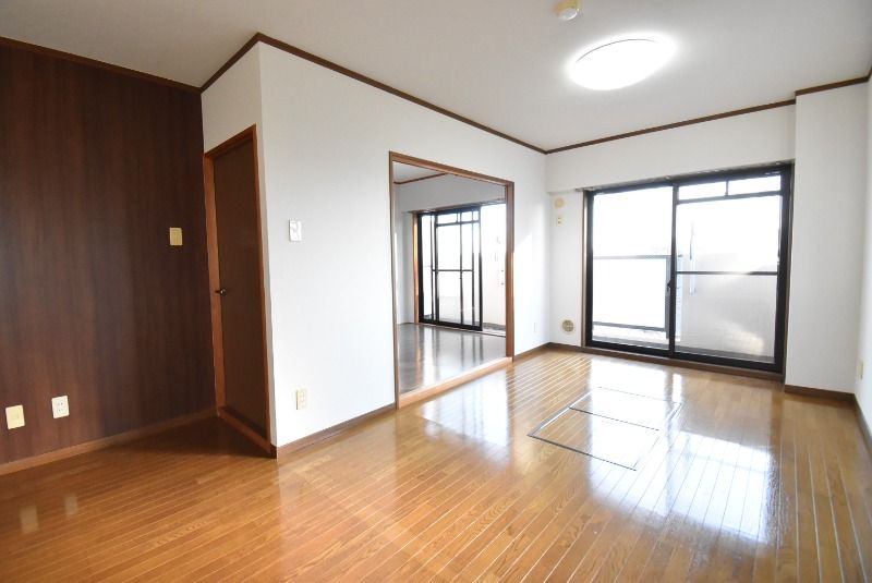 ��ʌ�����s�˒˂P���ڂ̃}���V�����̋��ԁE���r���O