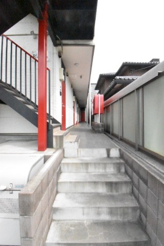 ��ʌ��������܎s�΋�厚���̃A�p�[�g�̃G���g�����X