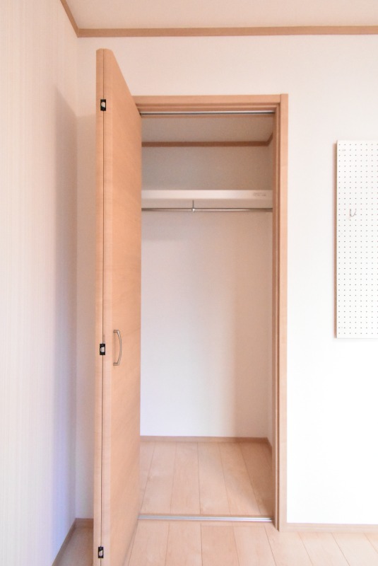 ��ʌ��������܎s�΋�厚���̃A�p�[�g�̎��[