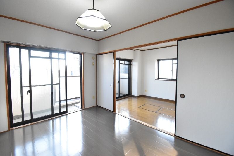 ��ʌ�����s�˒˂P���ڂ̃}���V�����̂��̑������E�X�y�[�X