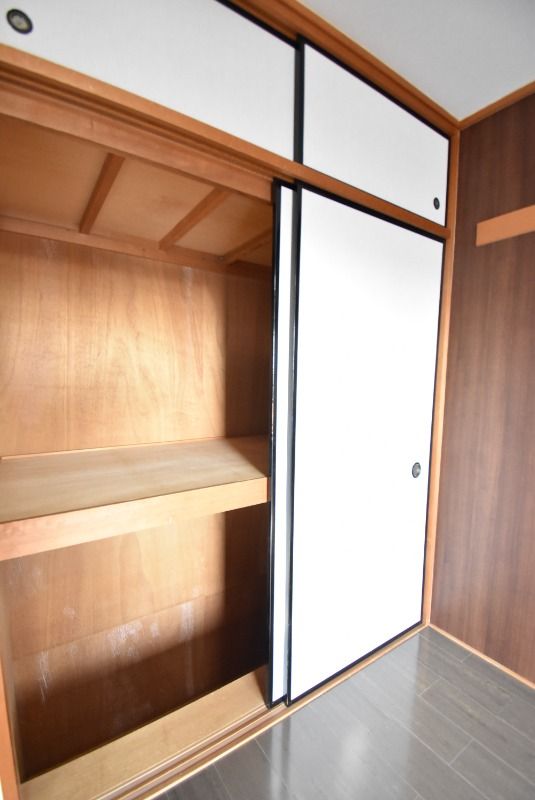 ��ʌ�����s�˒˂P���ڂ̃}���V�����̎��[