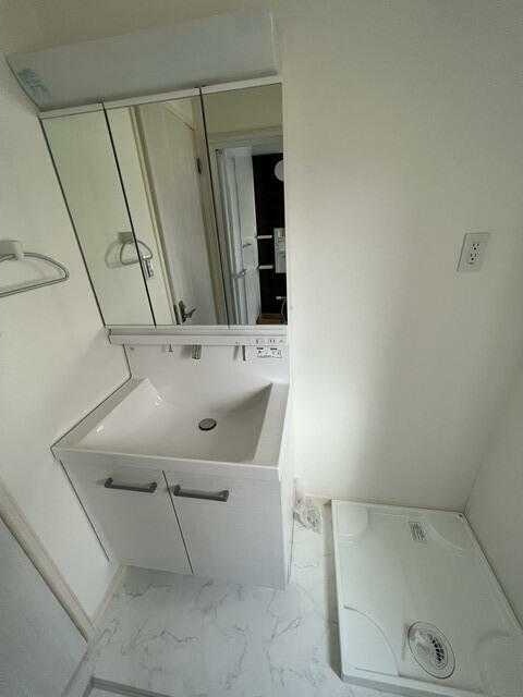 ��ʌ�����s�厚������̈�ˌ��Ă̐��ʏ�