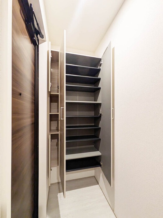 ��ʌ��������܎s�k��{�����̃A�p�[�g�̌���