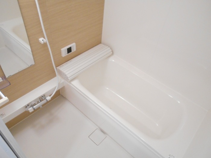 ��ʌ��z�J�s��z�J�S���ڂ̃A�p�[�g�̃o�X