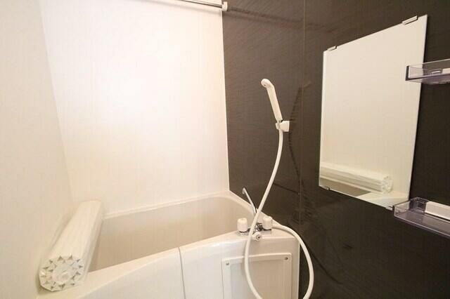 ��ʌ�����s�씵���J�T���ڂ̃A�p�[�g�̃o�X