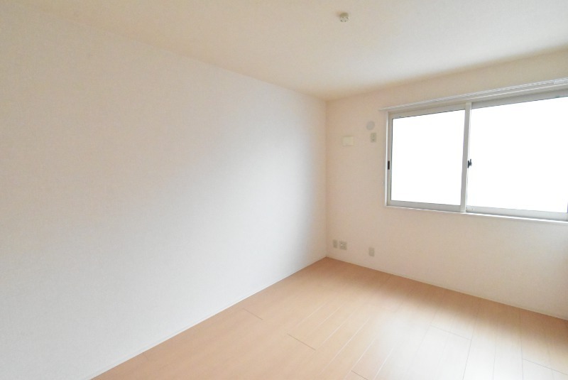 ��ʌ��z�J�s���C�N�^�E���P���ڂ̃A�p�[�g�̂��̑������E�X�y�[�X