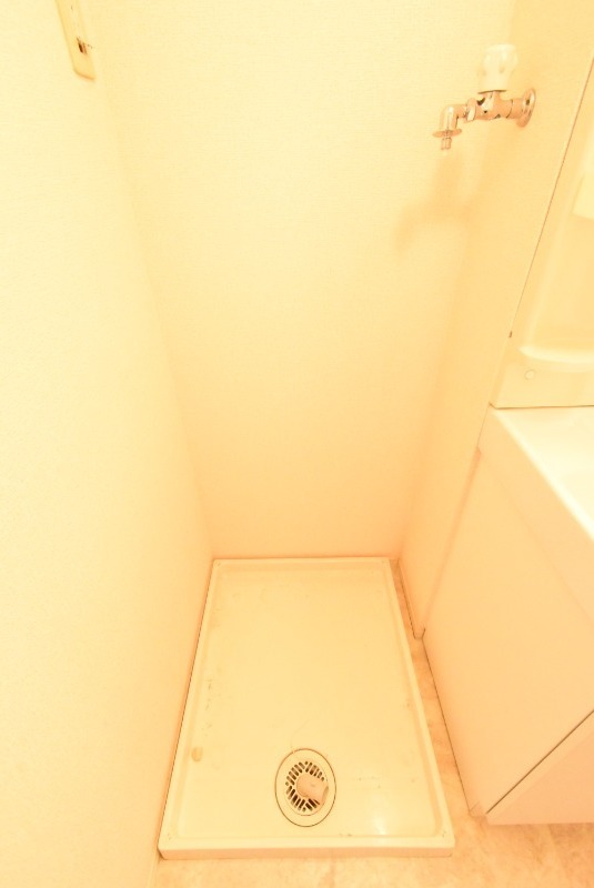 ��ʌ��z�J�s���C�N�^�E���P���ڂ̃A�p�[�g�̂��̑�