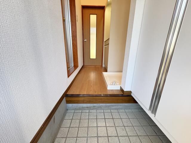 ��ʌ��k�����S�ɓޒ��厚�����̃A�p�[�g�̌���