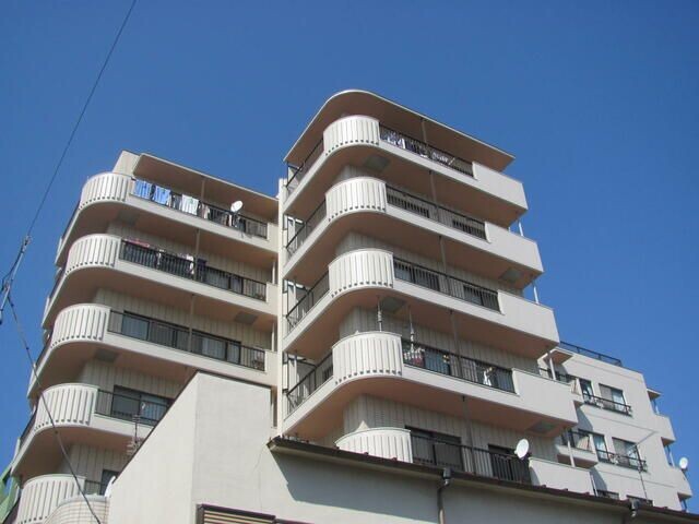 ��ʌ�����s�����P���ڂ̃}���V�����̌����O��