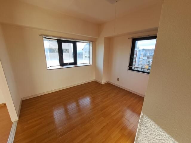 ��ʌ�����s�����P���ڂ̃}���V�����̂��̑������E�X�y�[�X