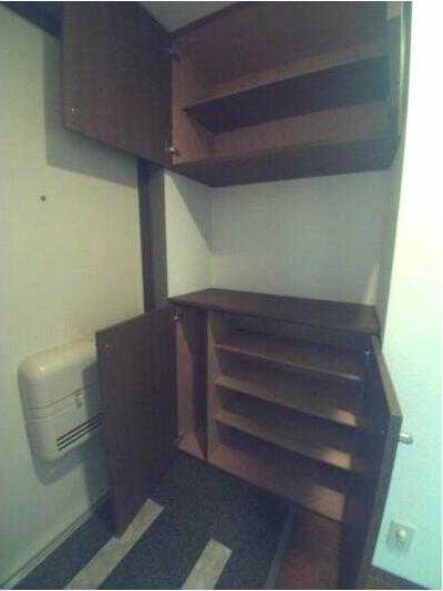 ��ʌ�����s�k����Q���ڂ̃}���V�����̌���