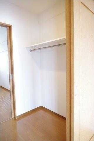 ��ʌ�����s�厚���̃}���V�����̎��[