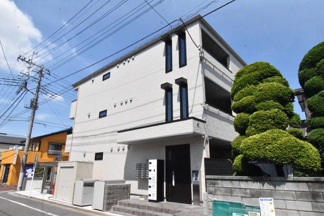 ��ʌ��������܎s��{��g�~���R����187�̃A�p�[�g�̌����O��