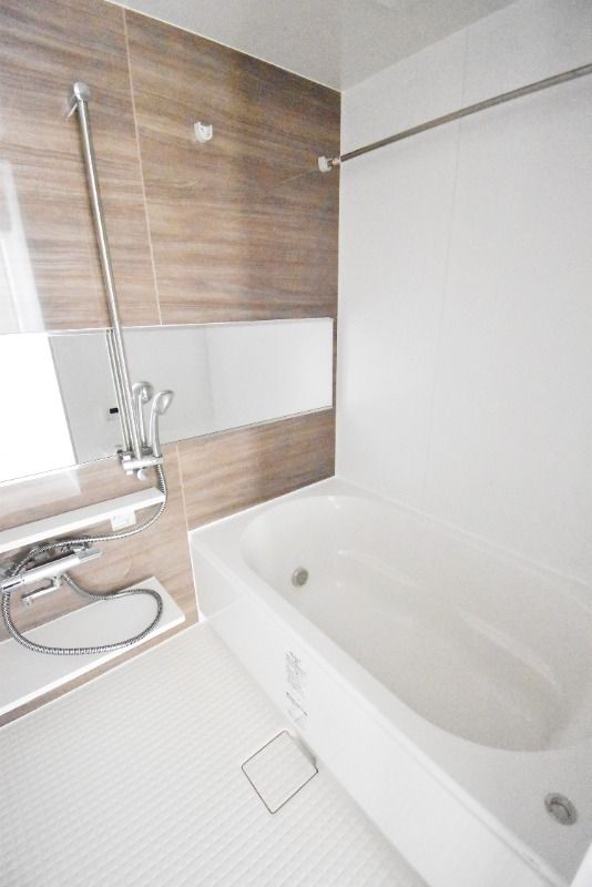 ��ʌ��������܎s�Y�a�擌�����̃}���V�����̃o�X