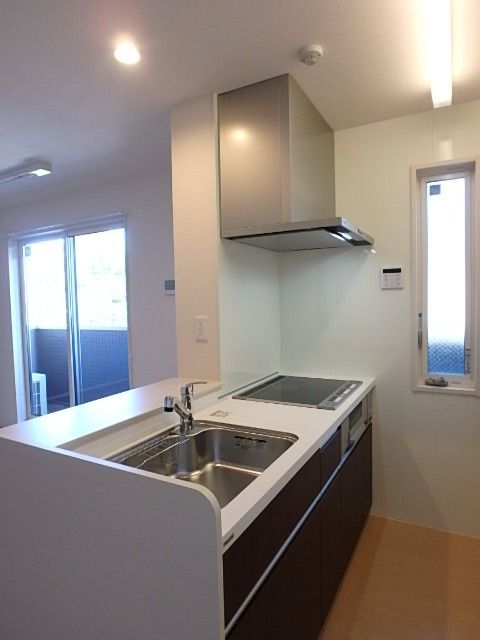 ��ʌ��������܎s��{��听���Q���ڂ̃A�p�[�g�̃L�b�`��