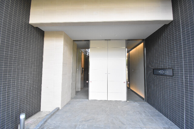 ��ʌ��������܎s�Y�a�擌�����̃}���V�����̃G���g�����X