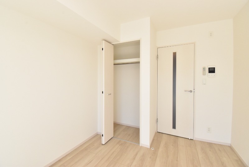 ��ʌ�����s�����T���ڂ̃}���V�����̎��[