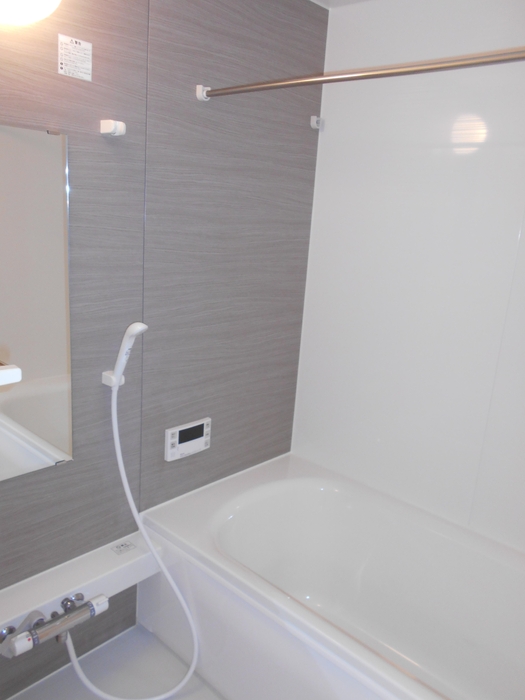 ��ʌ��z�J�s���C�N�^�E���X���ڂ̃A�p�[�g�̃o�X