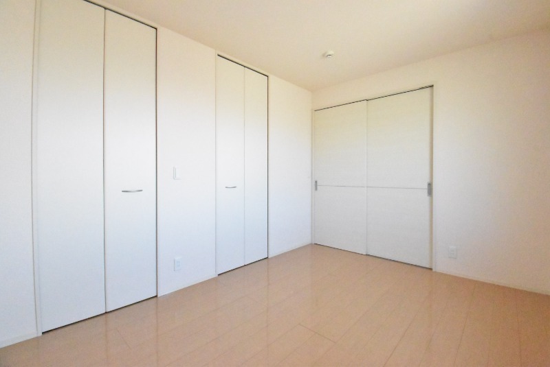 ��ʌ������s��ׂS���ڂ̃A�p�[�g�̂��̑������E�X�y�[�X