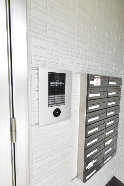 ��ʌ��z�J�s���C�N�^�E���X���ڂ̃A�p�[�g�̂��̑�