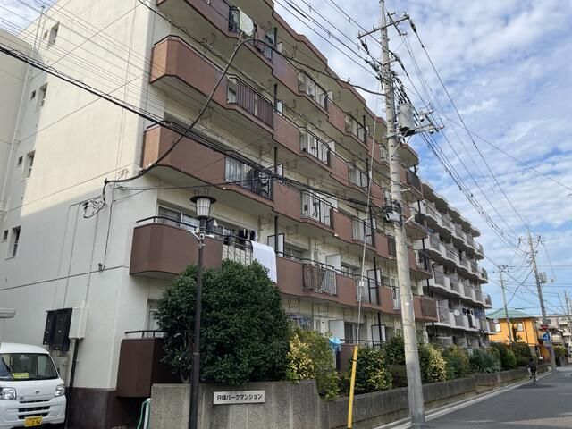 ��ʌ�����s�V�䒬�̃}���V�����̌����O��