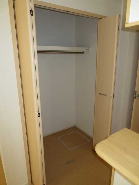 ��ʌ������s���v��̃A�p�[�g�̎��[