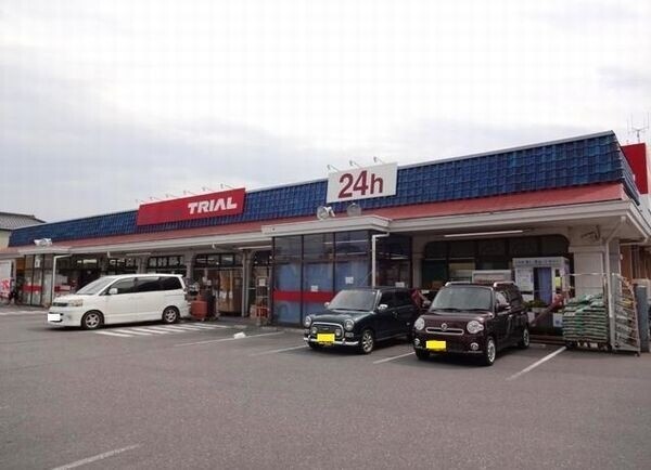 ��ʌ�����s�{���T���ڂ̃A�p�[�g�̎���