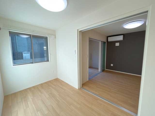 ��ʌ�����s�˒˓�S���ڂ̃A�p�[�g�̋��ԁE���r���O