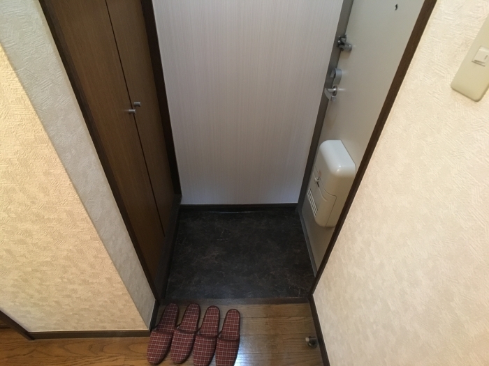 ��ʌ�����s�厚����O�̃A�p�[�g�̌���